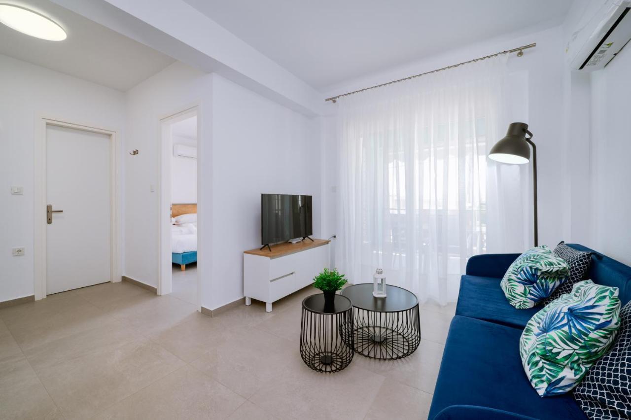 Danai & Palm Residential Complexes Daire Ofrínion Dış mekan fotoğraf