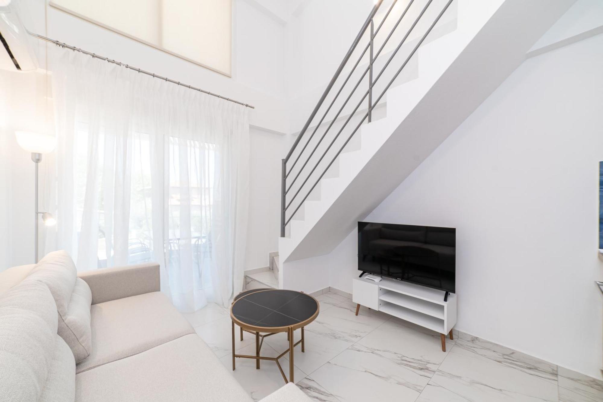 Danai & Palm Residential Complexes Daire Ofrínion Dış mekan fotoğraf
